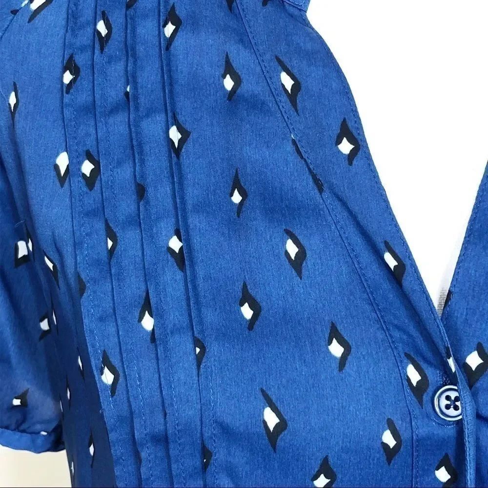 French Connection | Diamond Print Top - Picture 2 of 6